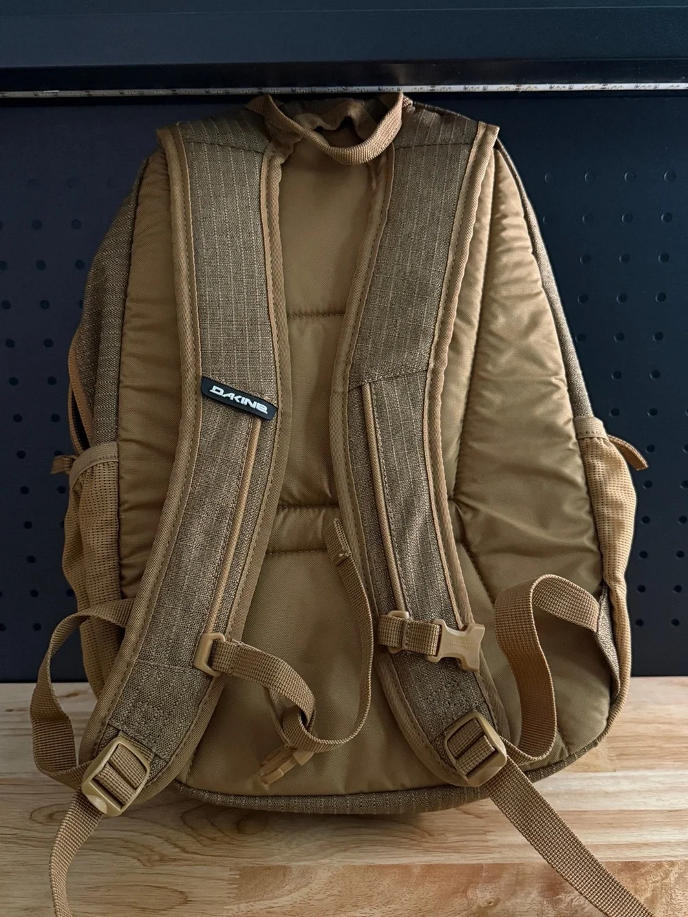 Dakine Tan/Brown Men's Backpack - Everyday Utility